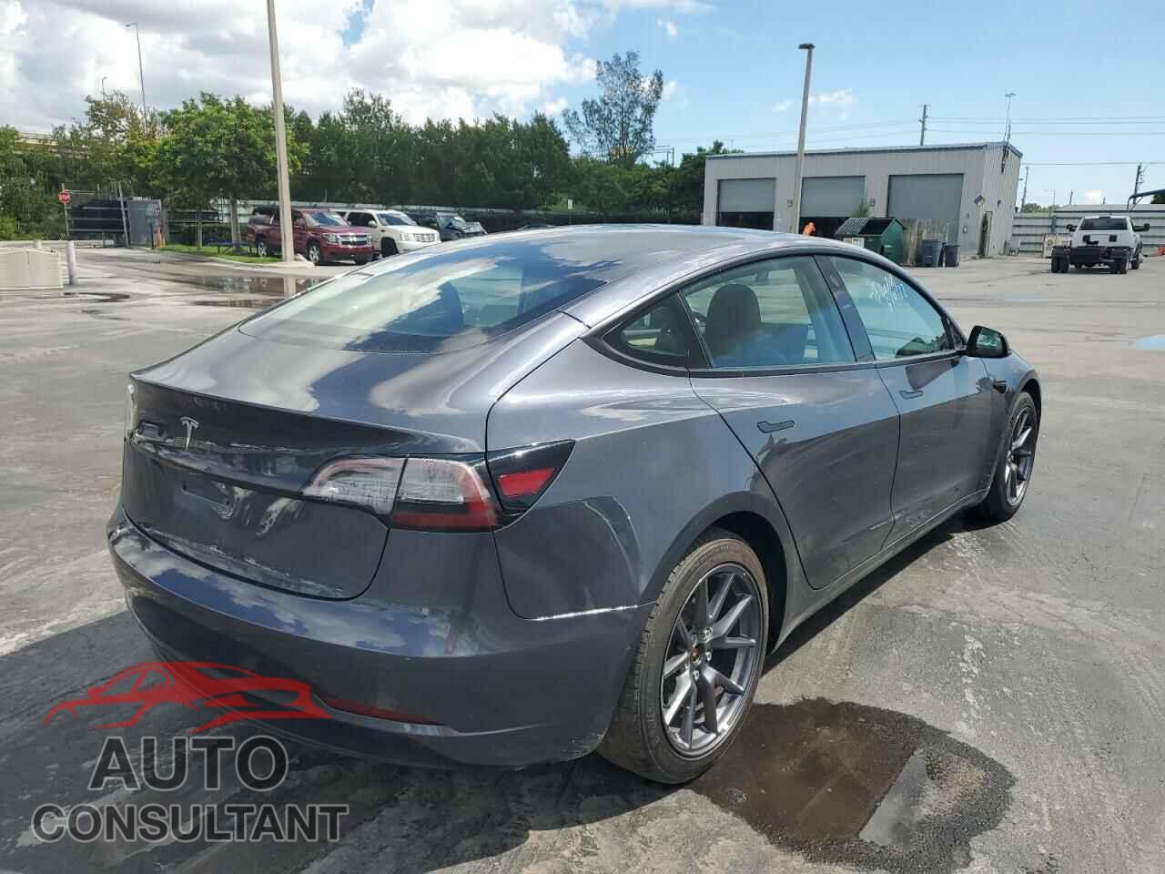 TESLA MODEL 3 2021 - 5YJ3E1EAXMF090416