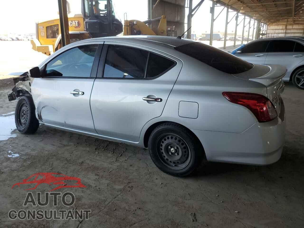 NISSAN VERSA 2019 - 3N1CN7AP9KL840998