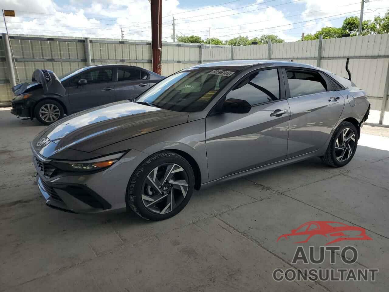 HYUNDAI ELANTRA 2025 - KMHLM4DG6SU871329
