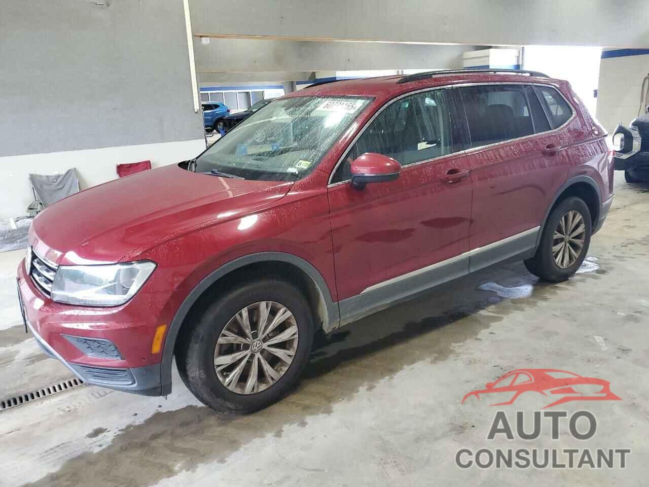 VOLKSWAGEN TIGUAN 2018 - 3VV3B7AX0JM124135