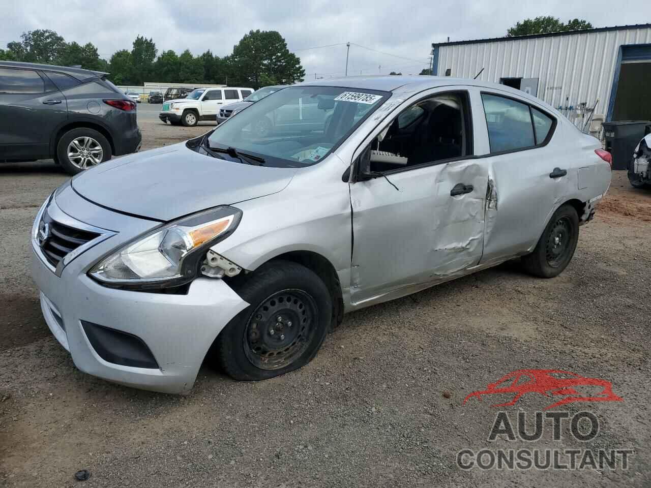 NISSAN VERSA 2018 - 3N1CN7AP2JL804133