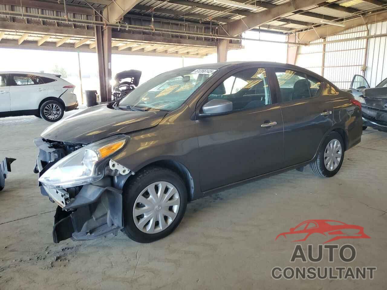 NISSAN VERSA 2017 - 3N1CN7AP4HL838617