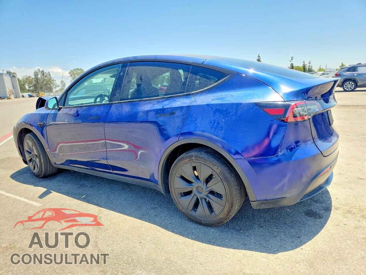 TESLA MODEL Y 2024 - 7SAYGDED1RF160696
