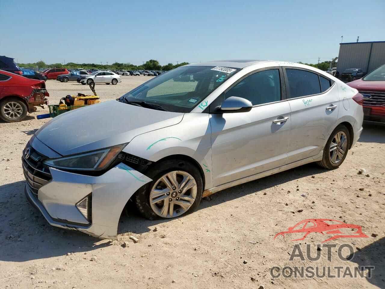 HYUNDAI ELANTRA 2019 - KMHD84LF1KU851507