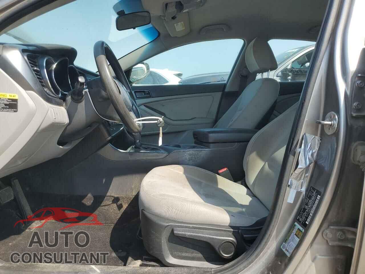 KIA OPTIMA 2013 - 5XXGM4A70DG228073