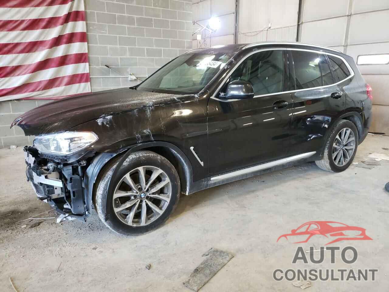 BMW X3 2018 - 5UXTR9C50JLD68906