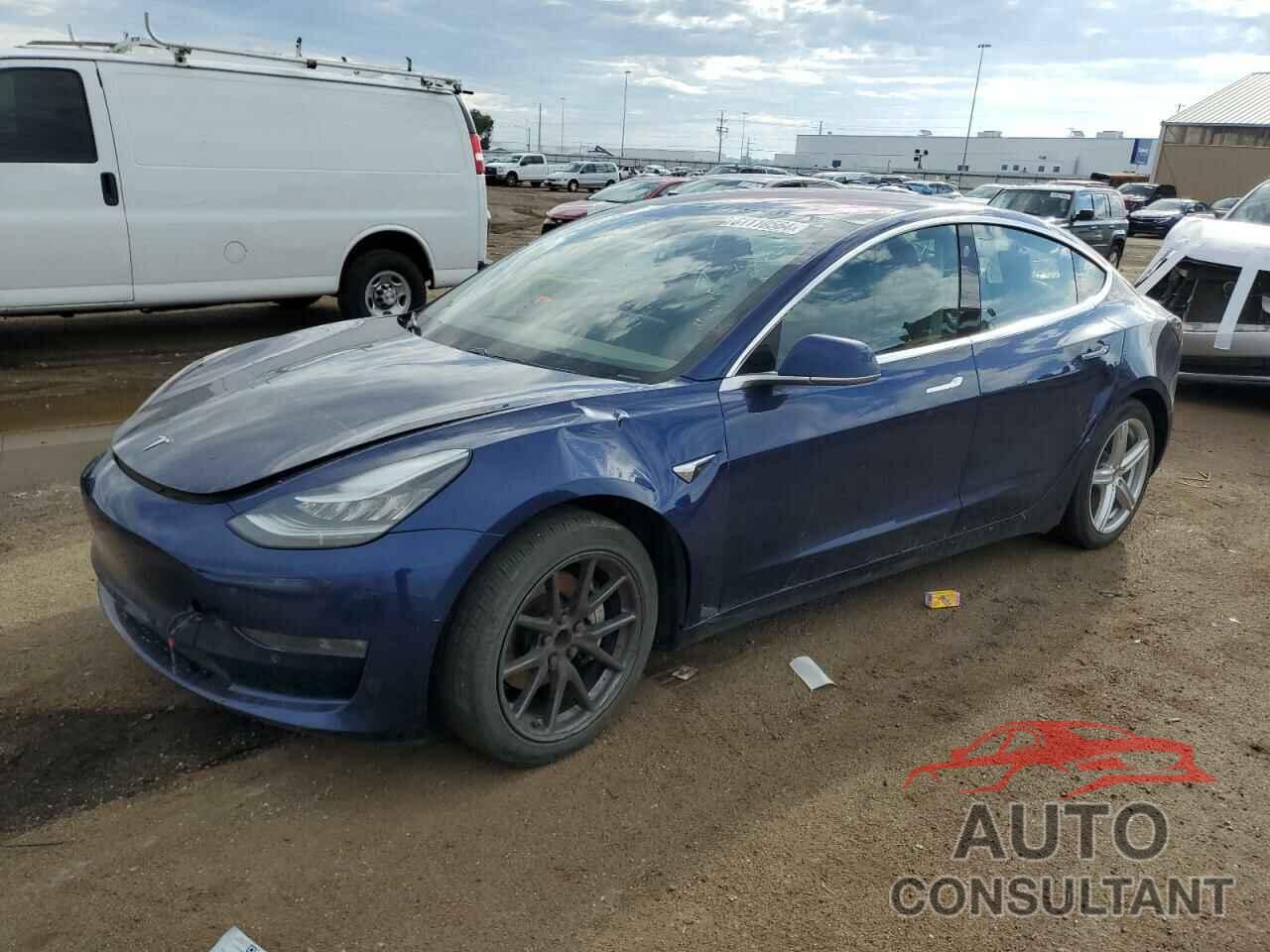 TESLA MODEL 3 2018 - 5YJ3E1EAXJF034147