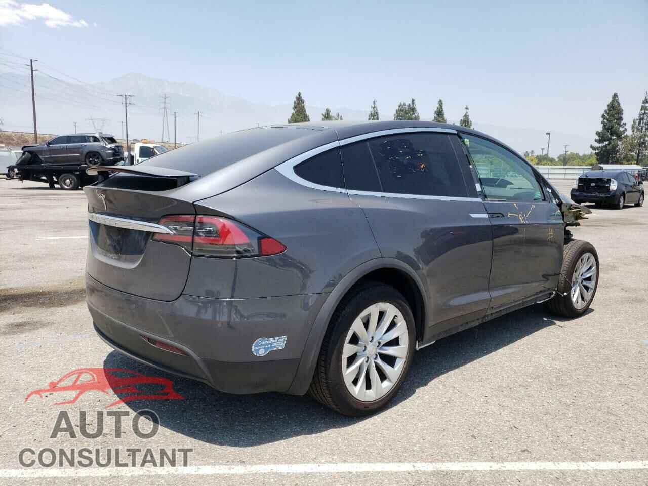 TESLA MODEL X 2019 - 5YJXCBE21KF151283