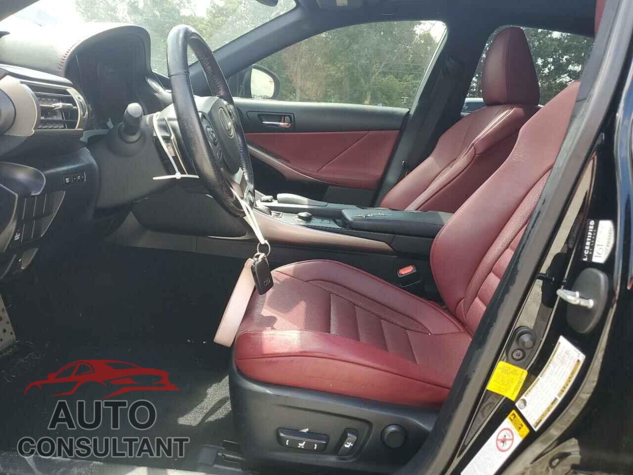 LEXUS IS 2016 - JTHBE1D26G5026268