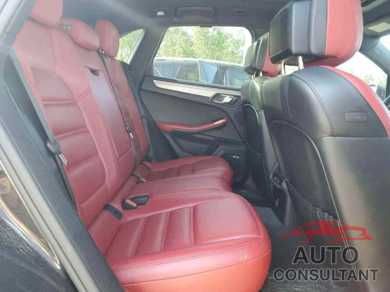 PORSCHE MACAN 2018 - WP1AG2A51JLB60652