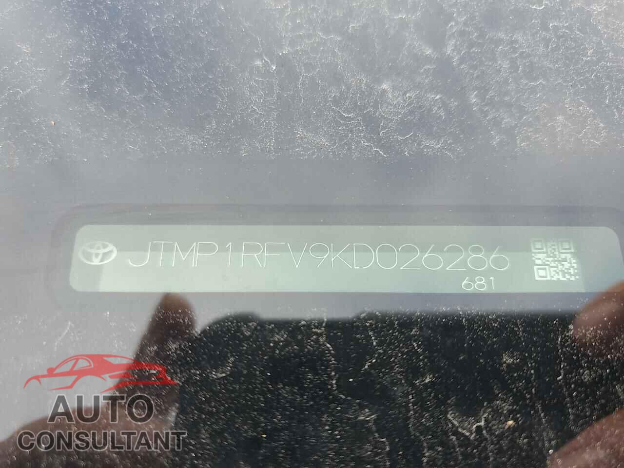 TOYOTA RAV4 2019 - JTMP1RFV9KD026286