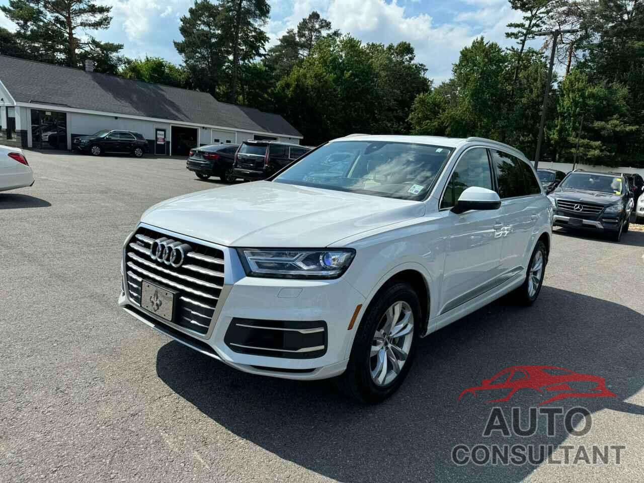 AUDI Q7 2019 - WA1AAAF70KD007838