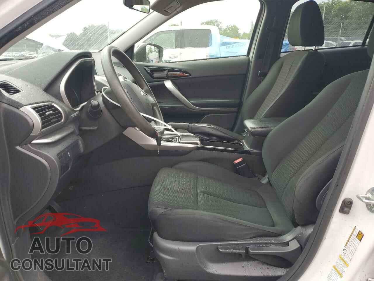 MITSUBISHI ECLIPSE 2018 - JA4AT4AA8JZ045446