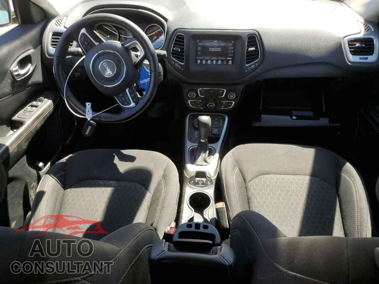 JEEP COMPASS 2019 - 3C4NJDAB0KT595013