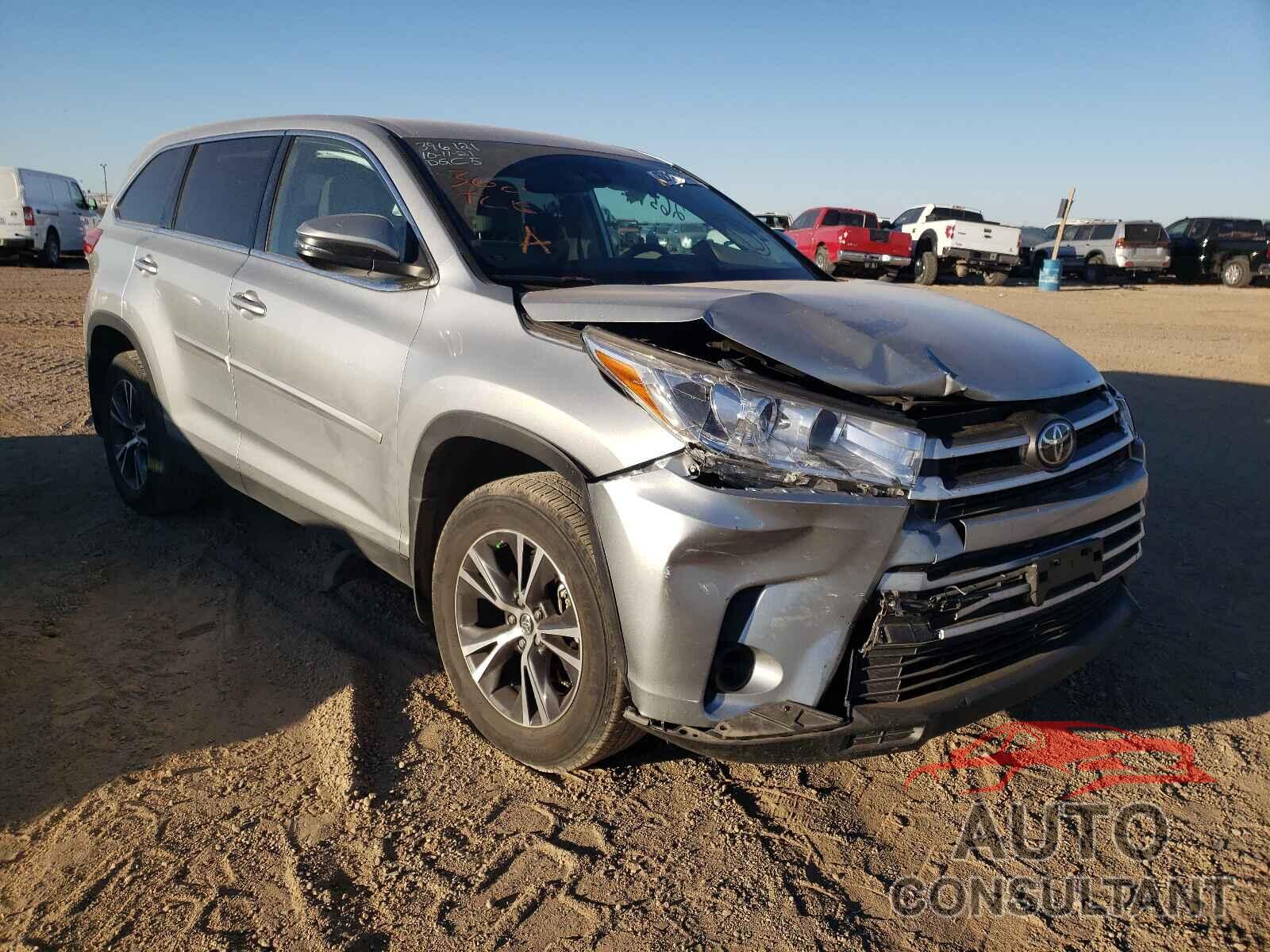 TOYOTA HIGHLANDER 2019 - 5TDZARFH6KS055378