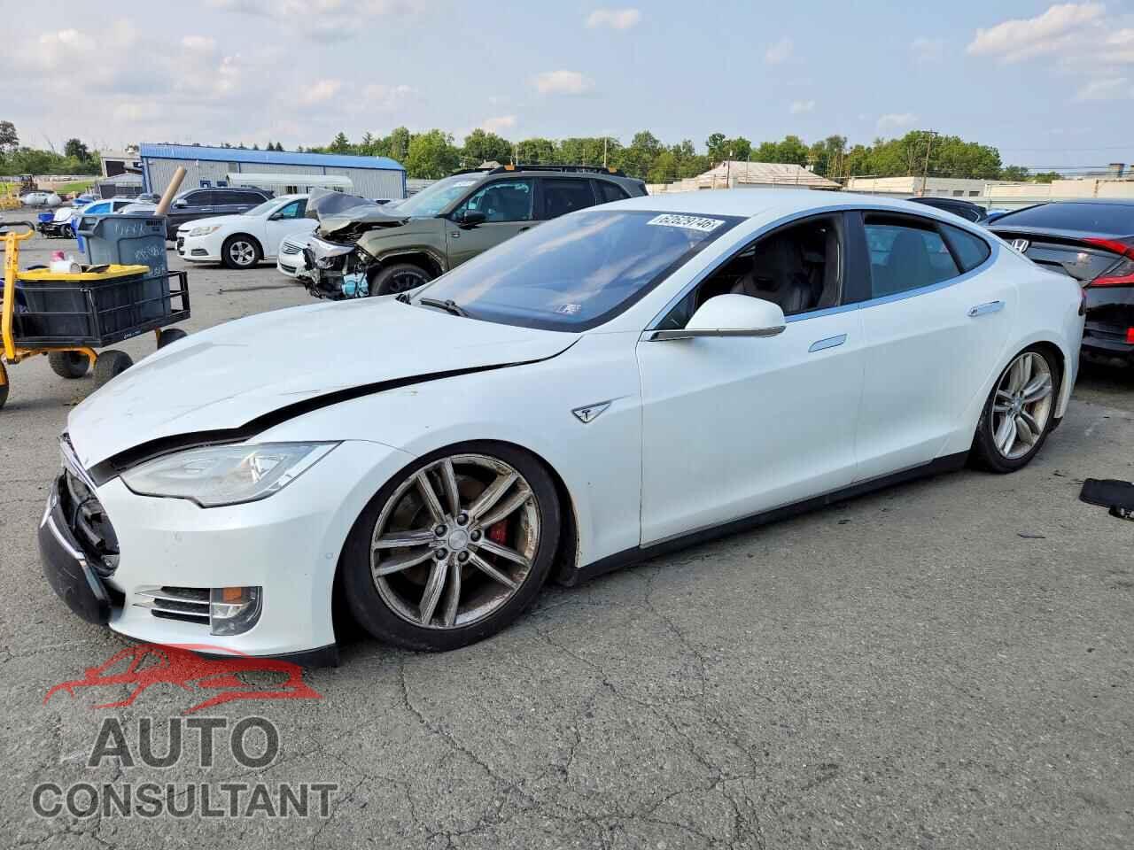 TESLA MODEL S 2015 - 5YJSA1H49FF098040