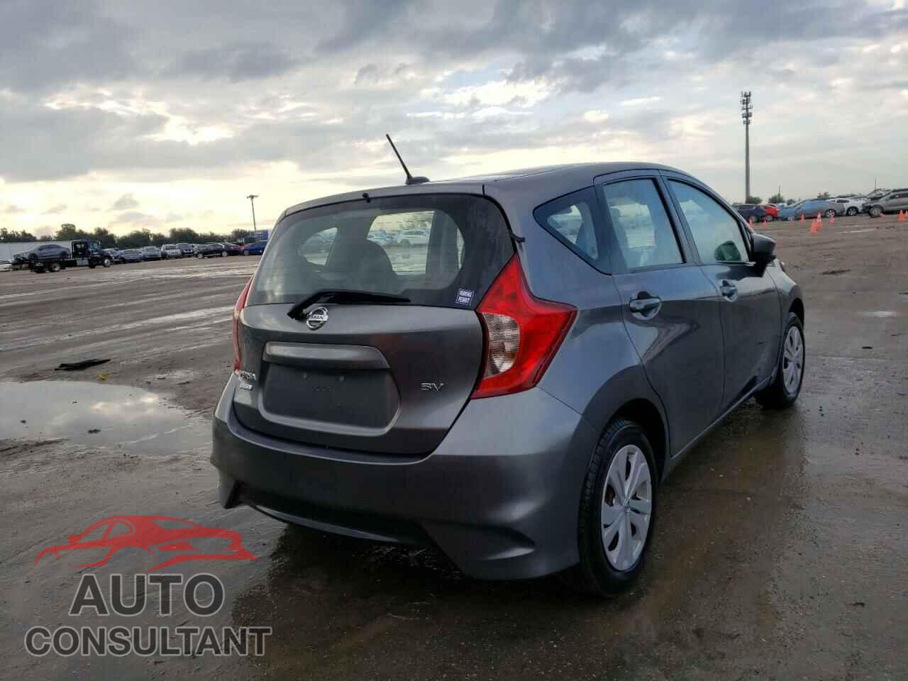 NISSAN VERSA 2018 - 3N1CE2CP6JL353076