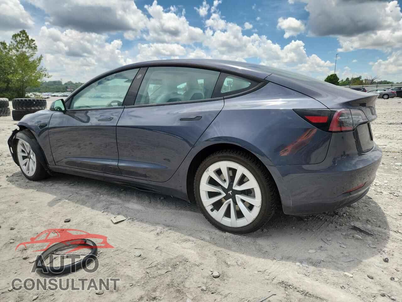 TESLA MODEL 3 2022 - 5YJ3E1EA1NF303352