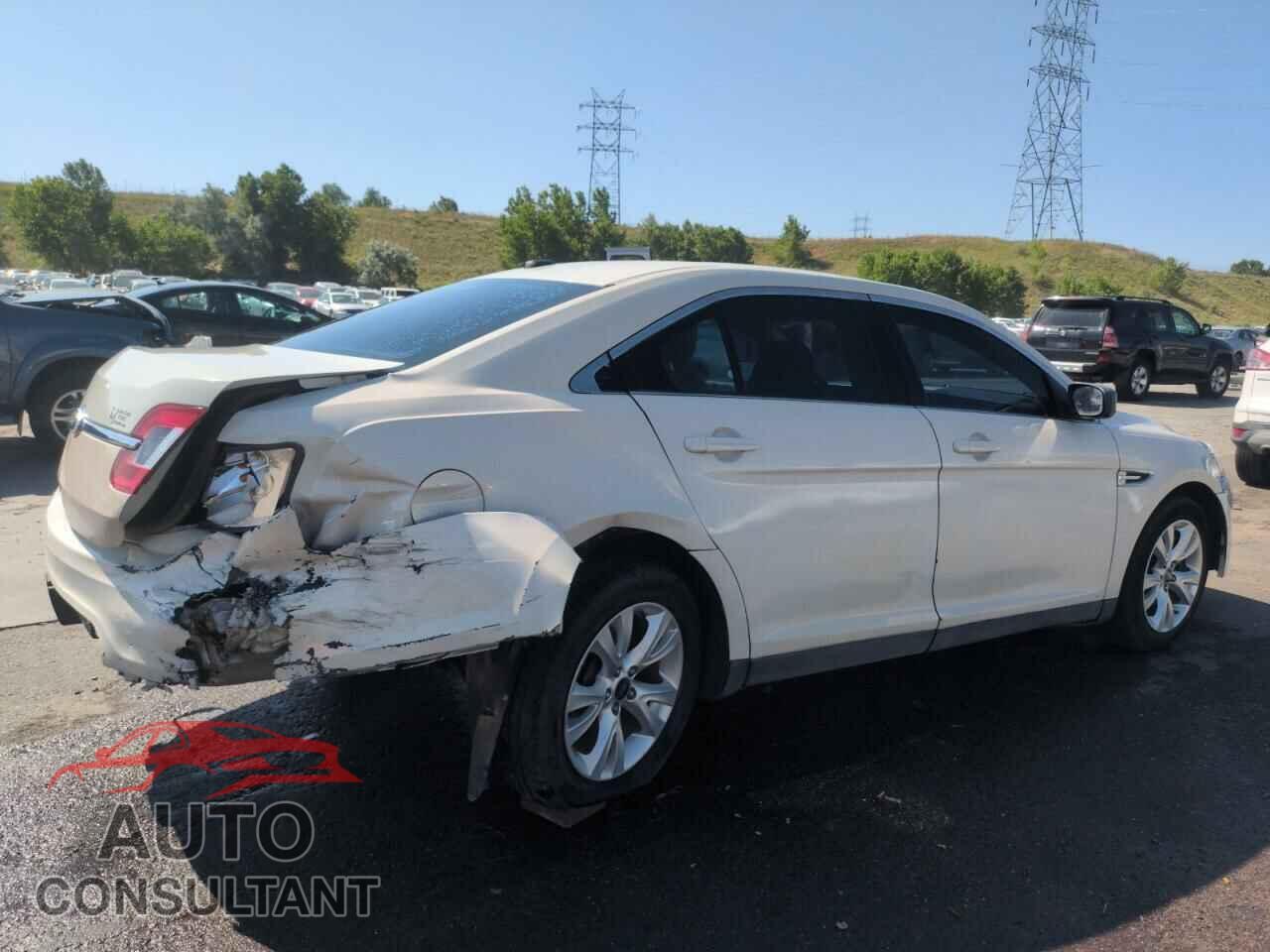 FORD TAURUS 2012 - 1FAHP2DW4CG131197