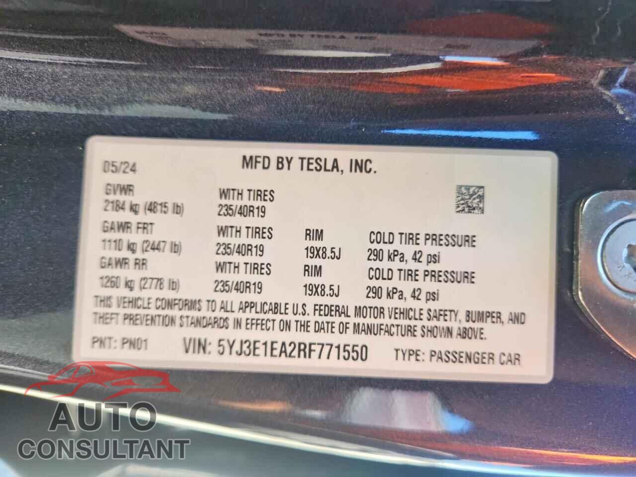 TESLA MODEL 3 2024 - 5YJ3E1EA2RF771550