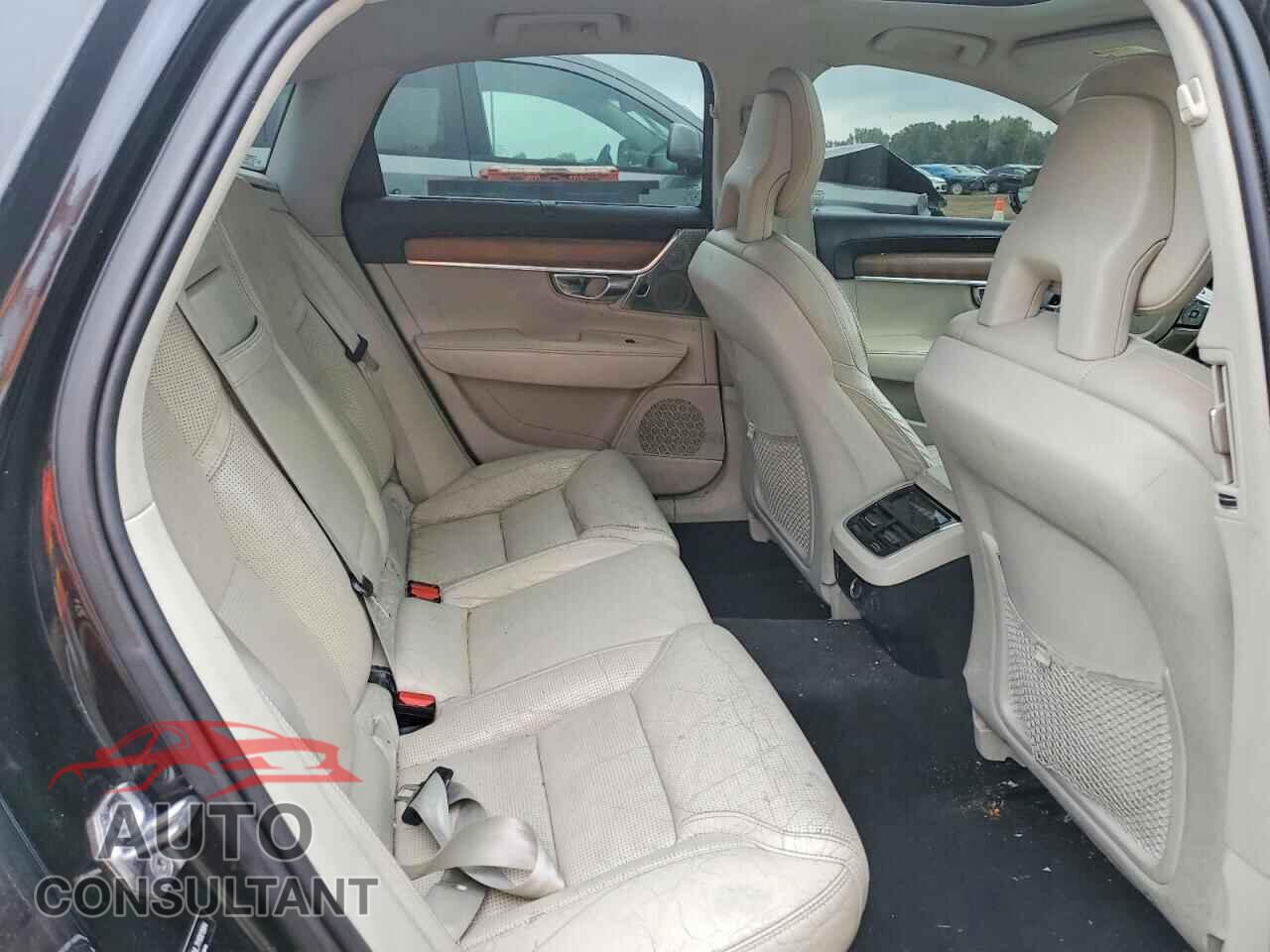 VOLVO S90 2017 - YV1A22ML7H1001984