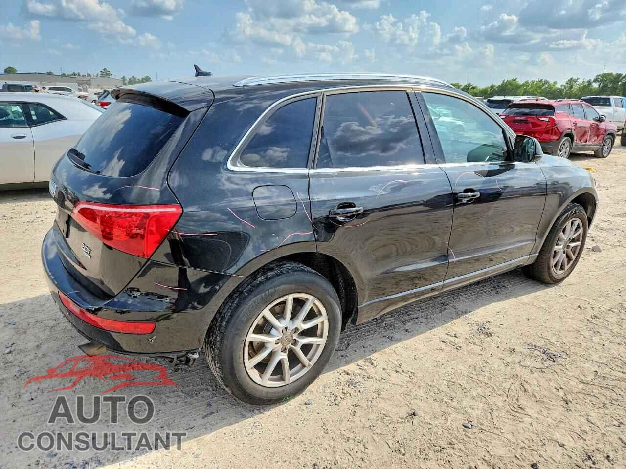 AUDI Q5 2011 - WA1CFAFP7BA008268