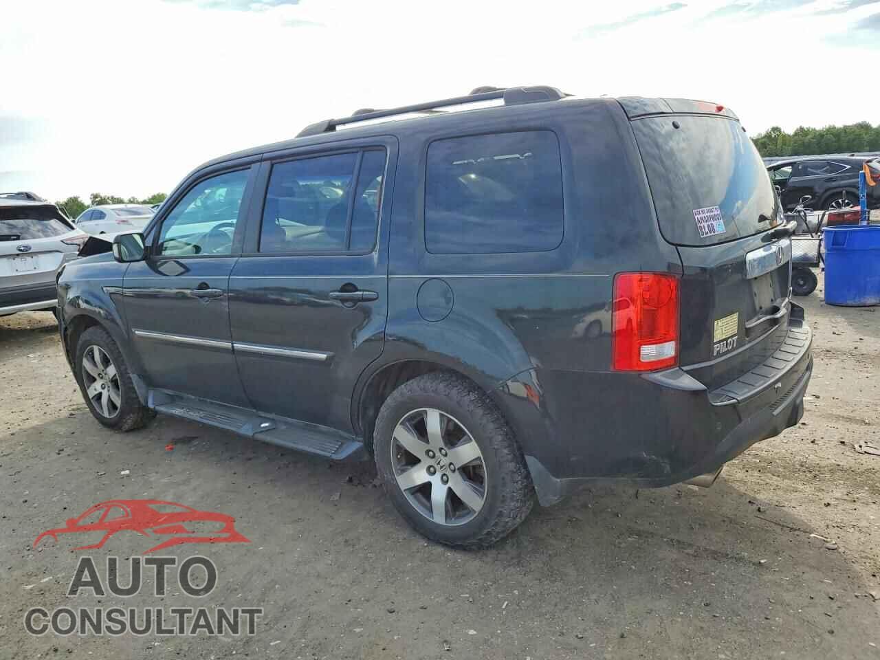 HONDA PILOT 2012 - 5FNYF3H97CB017924