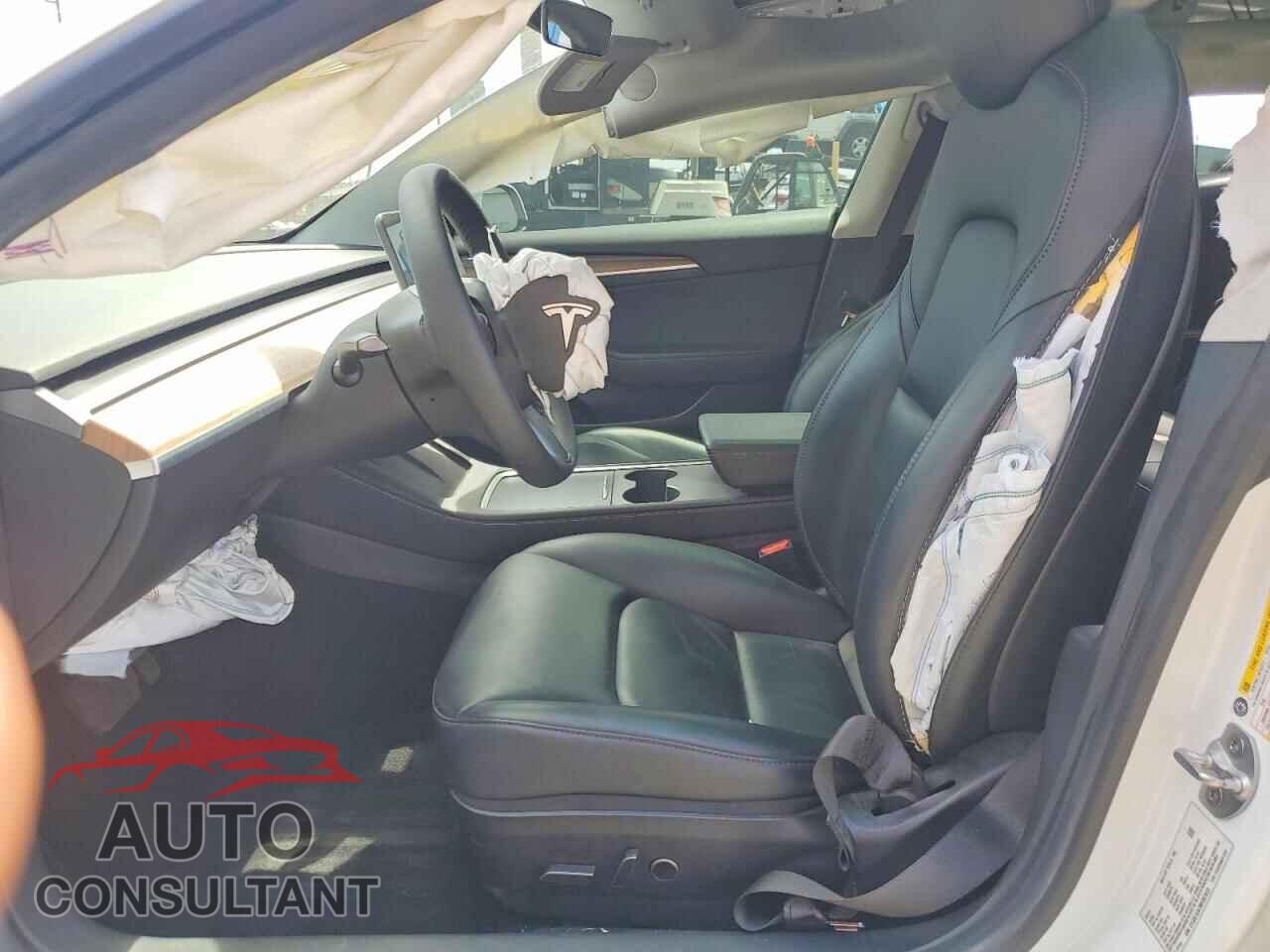 TESLA MODEL 3 2021 - 5YJ3E1EA7MF067823