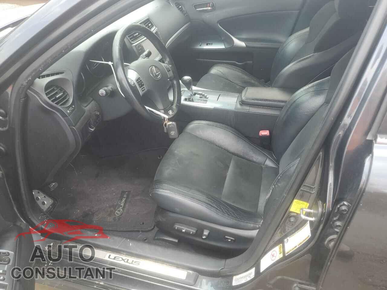 LEXUS IS 2011 - JTHBF5C26B5151740