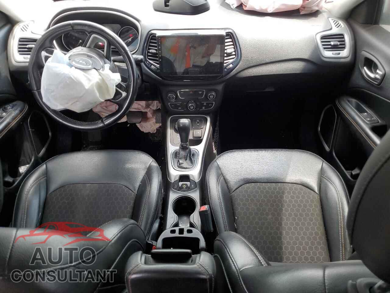 JEEP COMPASS 2020 - 3C4NJDBB2LT139241