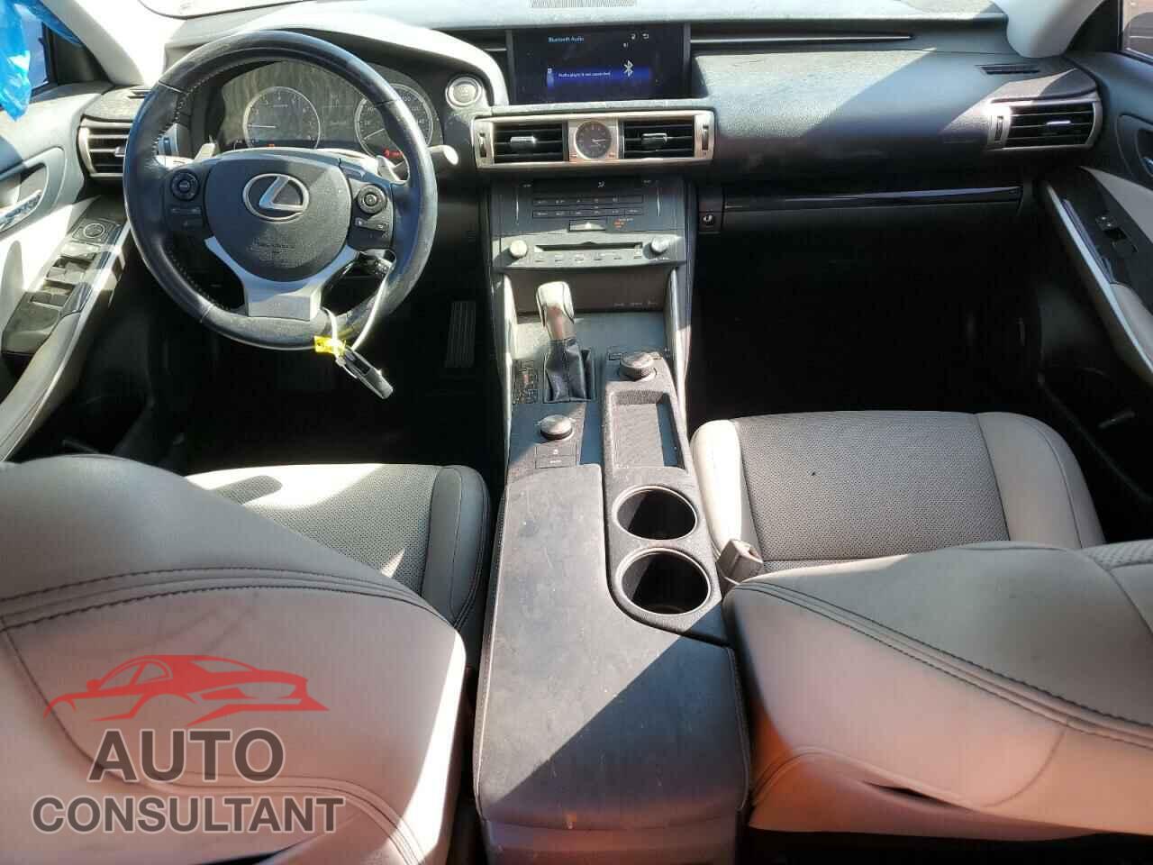 LEXUS IS 2016 - JTHBA1D22G5015151