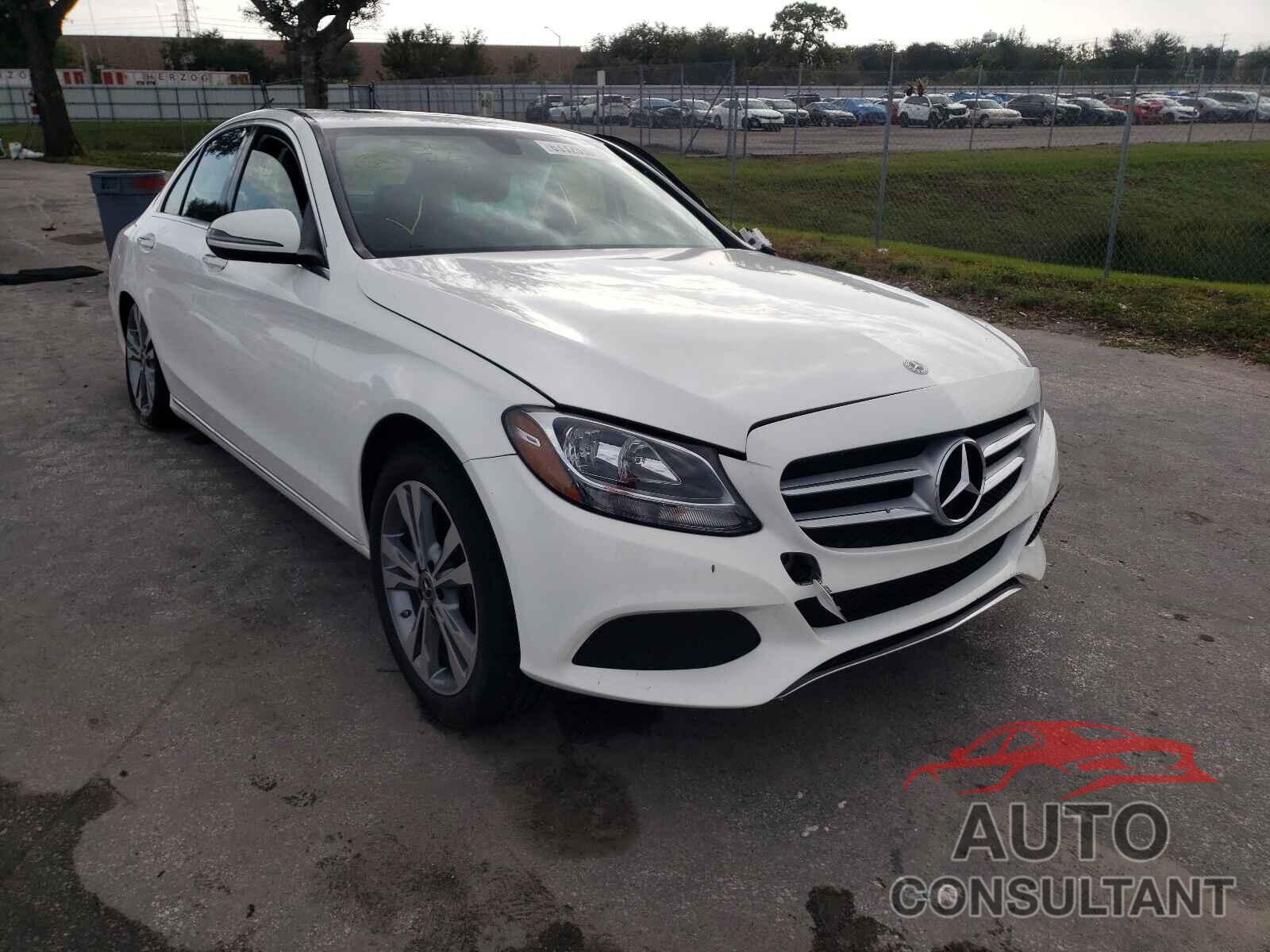 MERCEDES-BENZ C-CLASS 2018 - 55SWF4JB8JU257148