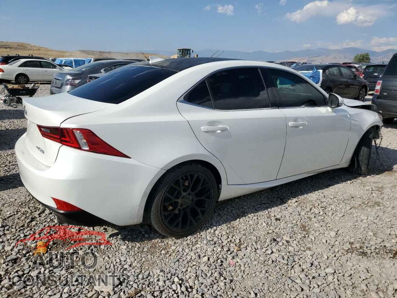 LEXUS IS 2014 - JTHCF1D24E5003649