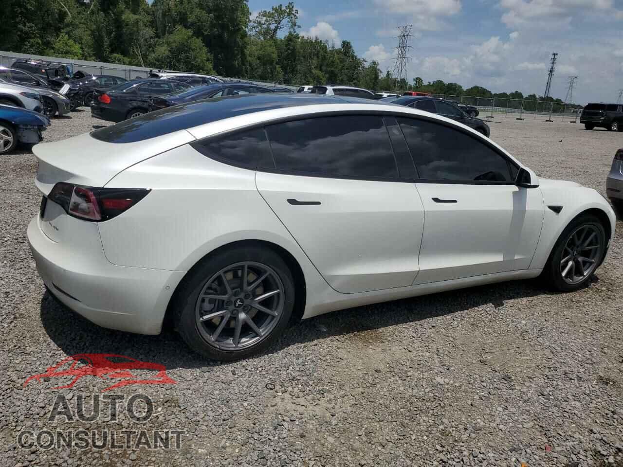 TESLA MODEL 3 2021 - 5YJ3E1EB6MF975835