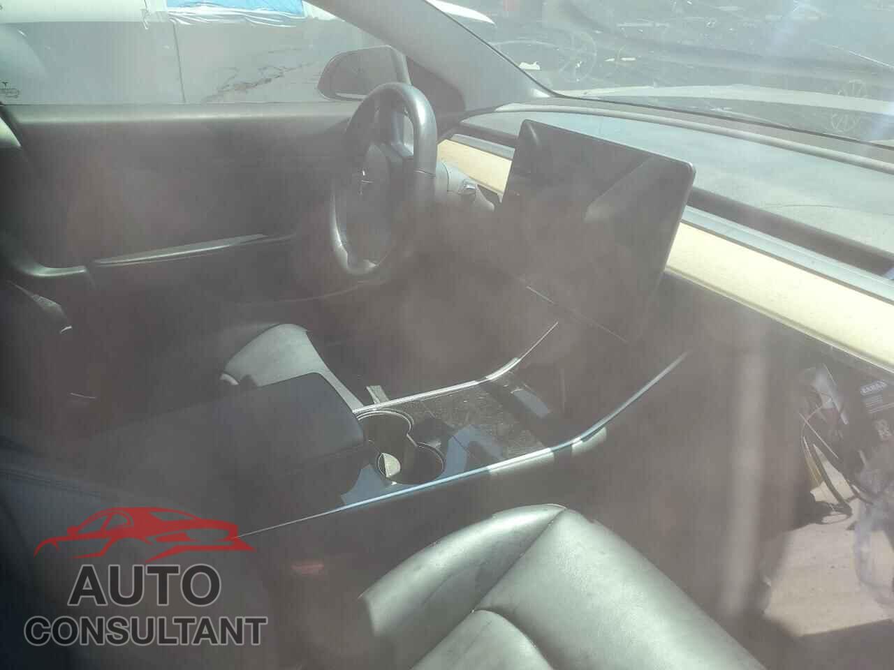TESLA MODEL 3 2018 - 5YJ3E1EA6JF036817