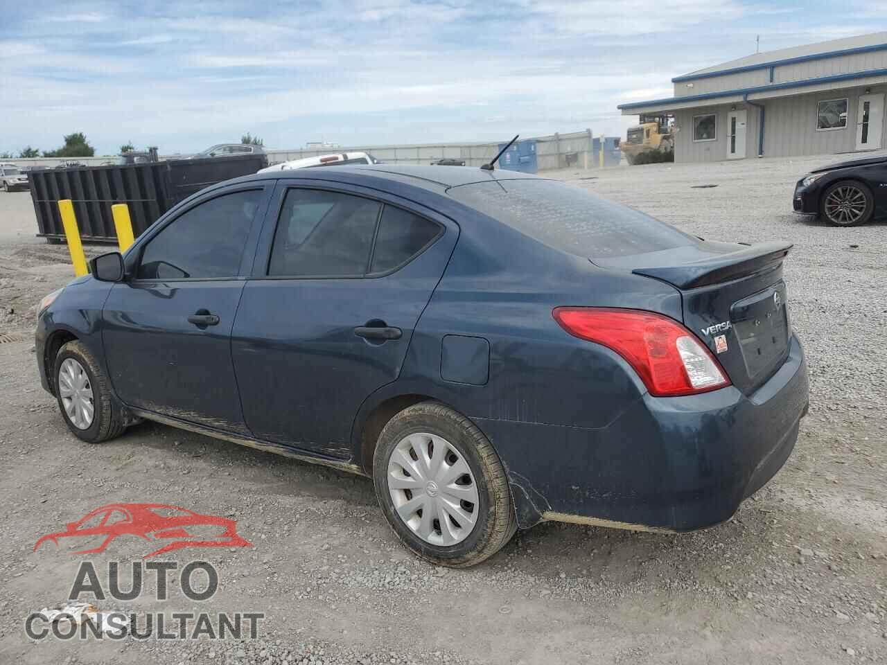 NISSAN VERSA 2017 - 3N1CN7AP3HL846045