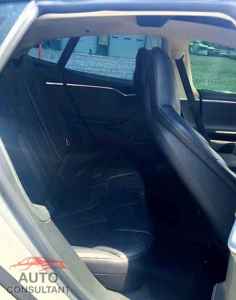 TESLA MODEL S 2014 - 5YJSA1H17EFP49928