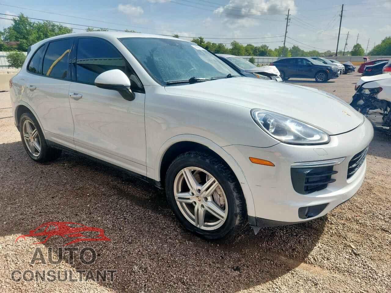 PORSCHE CAYENNE 2017 - WP1AA2A29HKA81091