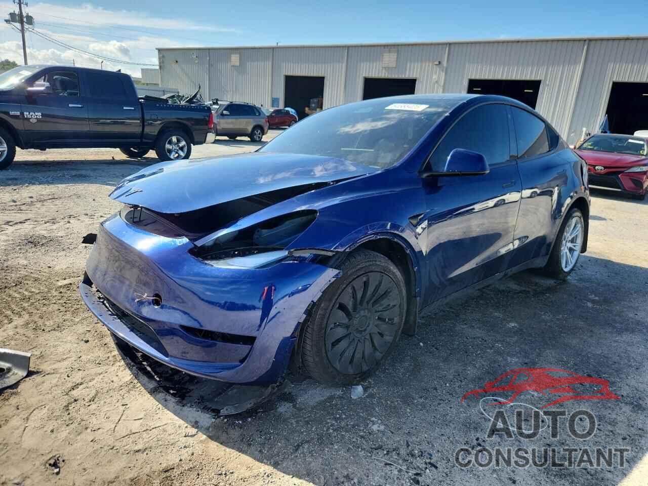 TESLA MODEL Y 2023 - 7SAYGAEE7PF714473