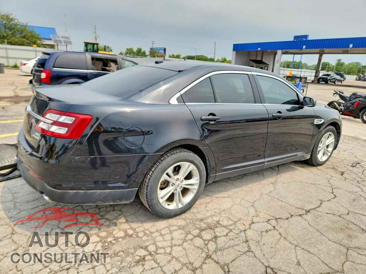 FORD TAURUS 2015 - 1FAHP2E80FG102154