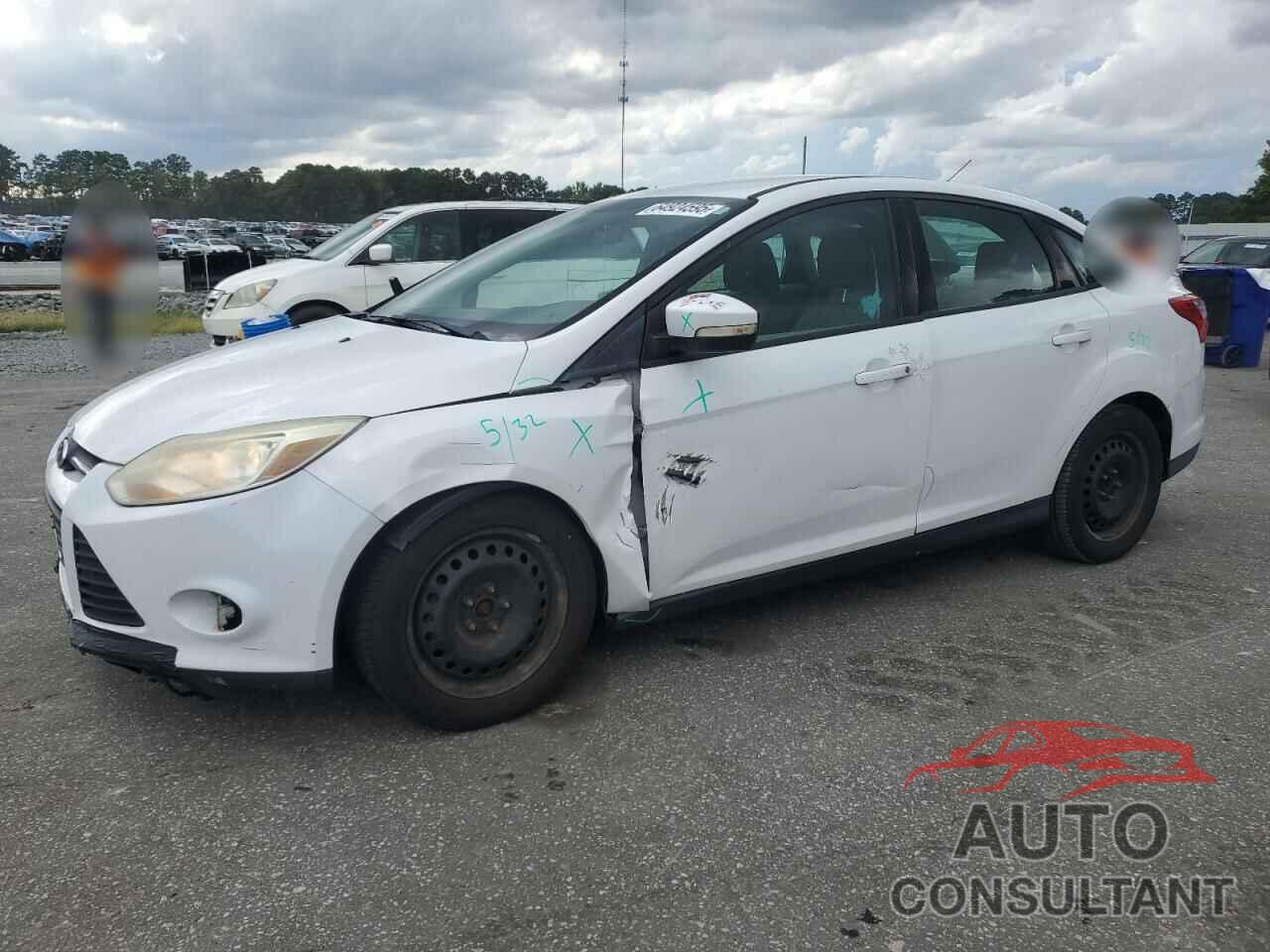 FORD FOCUS 2013 - 1FADP3F22DL353826