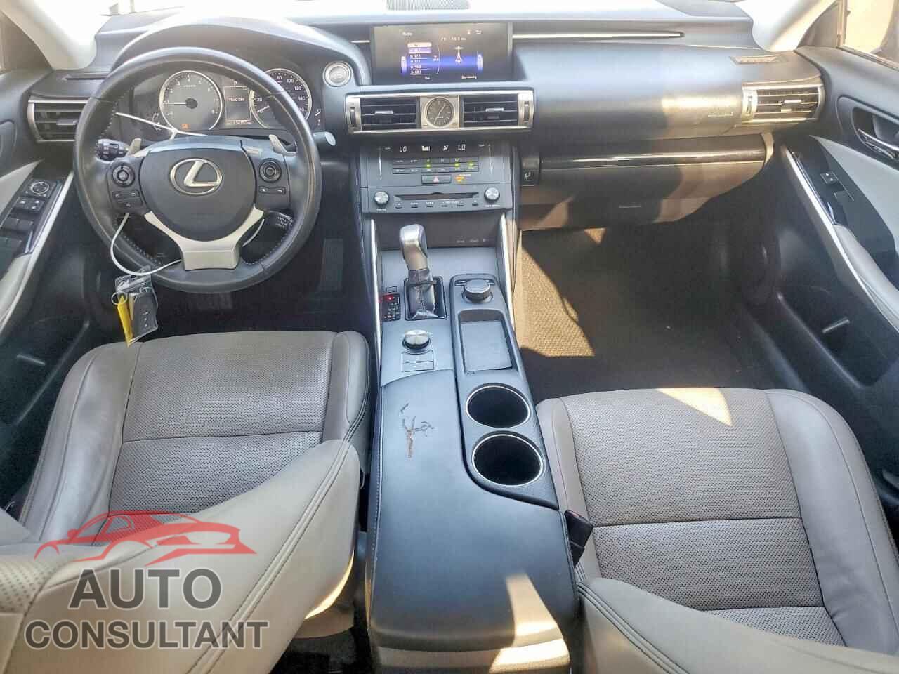 LEXUS IS 2015 - JTHBF1D25F5049083