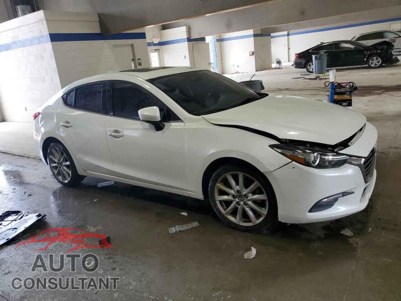 MAZDA 3 2017 - 3MZBN1V76HM115343