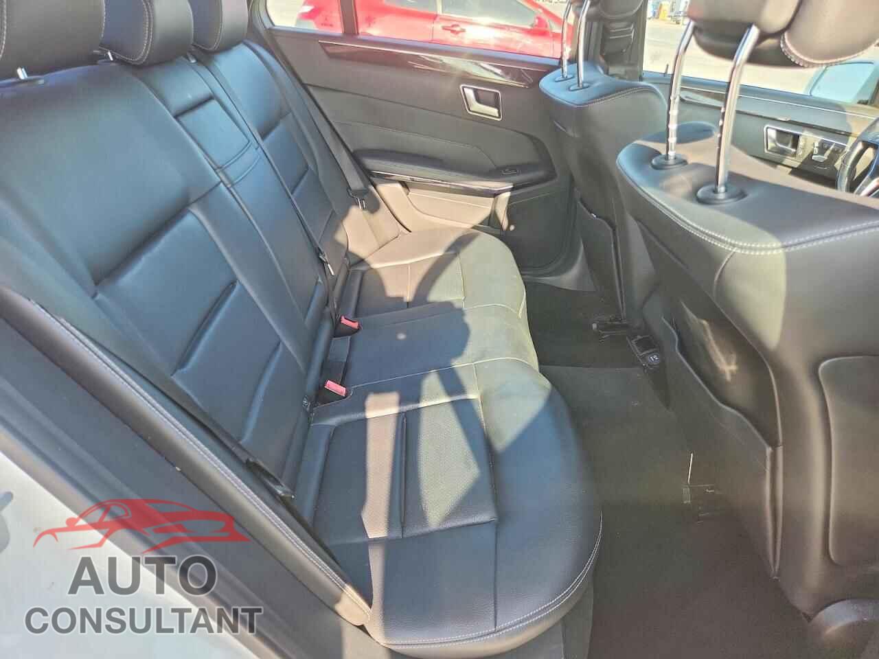 MERCEDES-BENZ E-CLASS 2015 - WDDHF5KB8FB128471