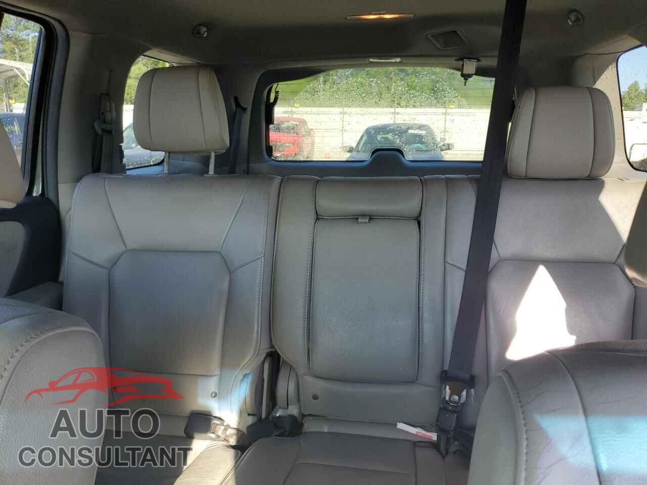HONDA PILOT 2012 - 5FNYF3H61CB015351