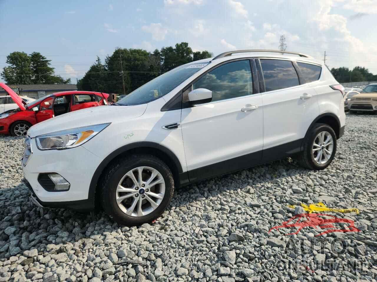 FORD ESCAPE 2018 - 1FMCU9GD0JUC24602