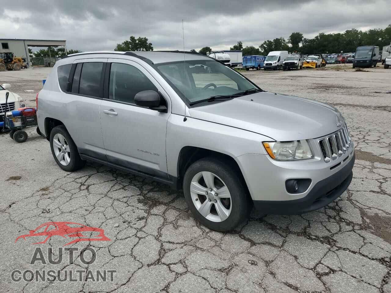 JEEP COMPASS 2011 - 1J4NF1FB3BD148443