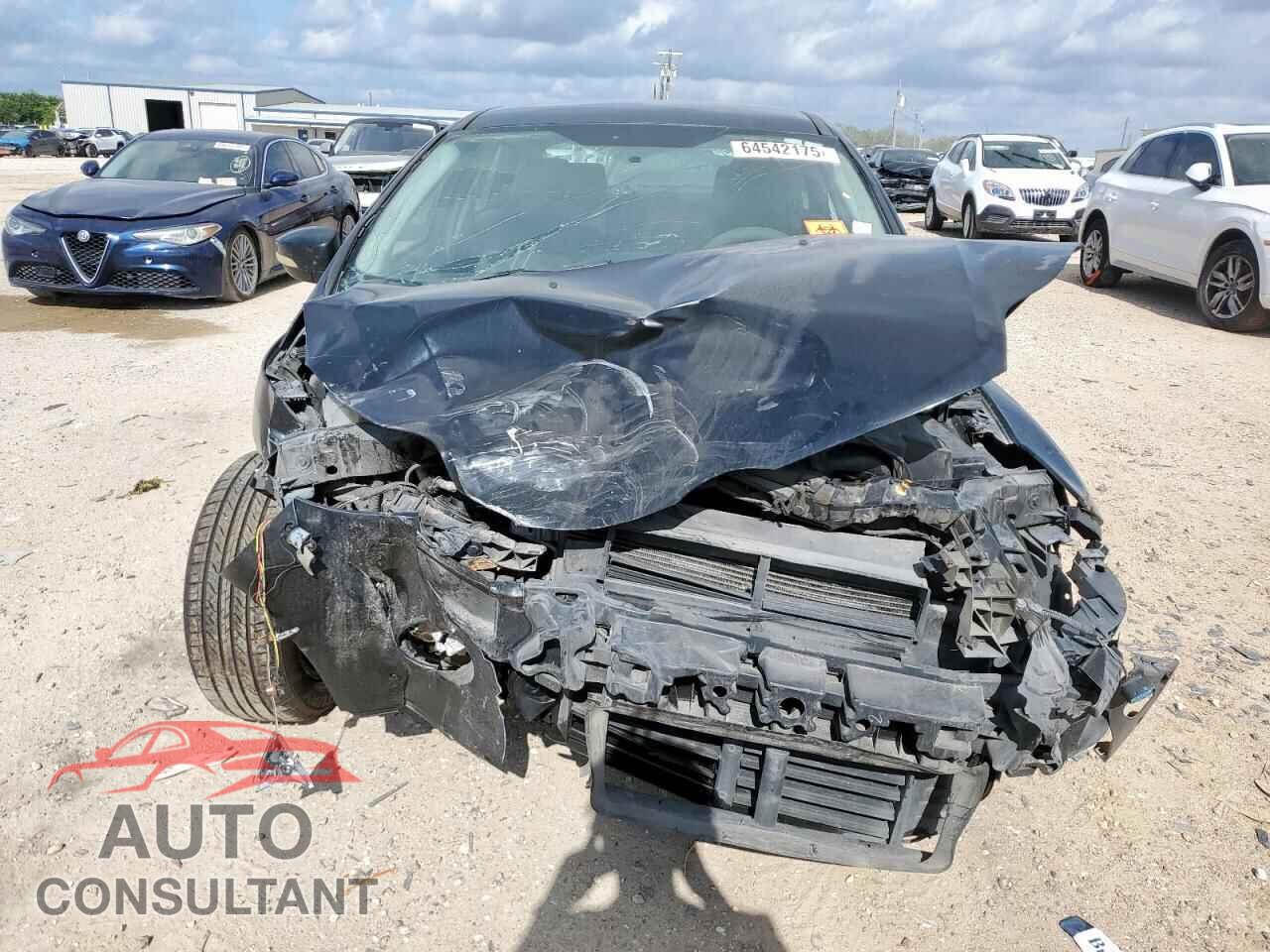 FORD FOCUS 2013 - 1FADP3F22DL351817