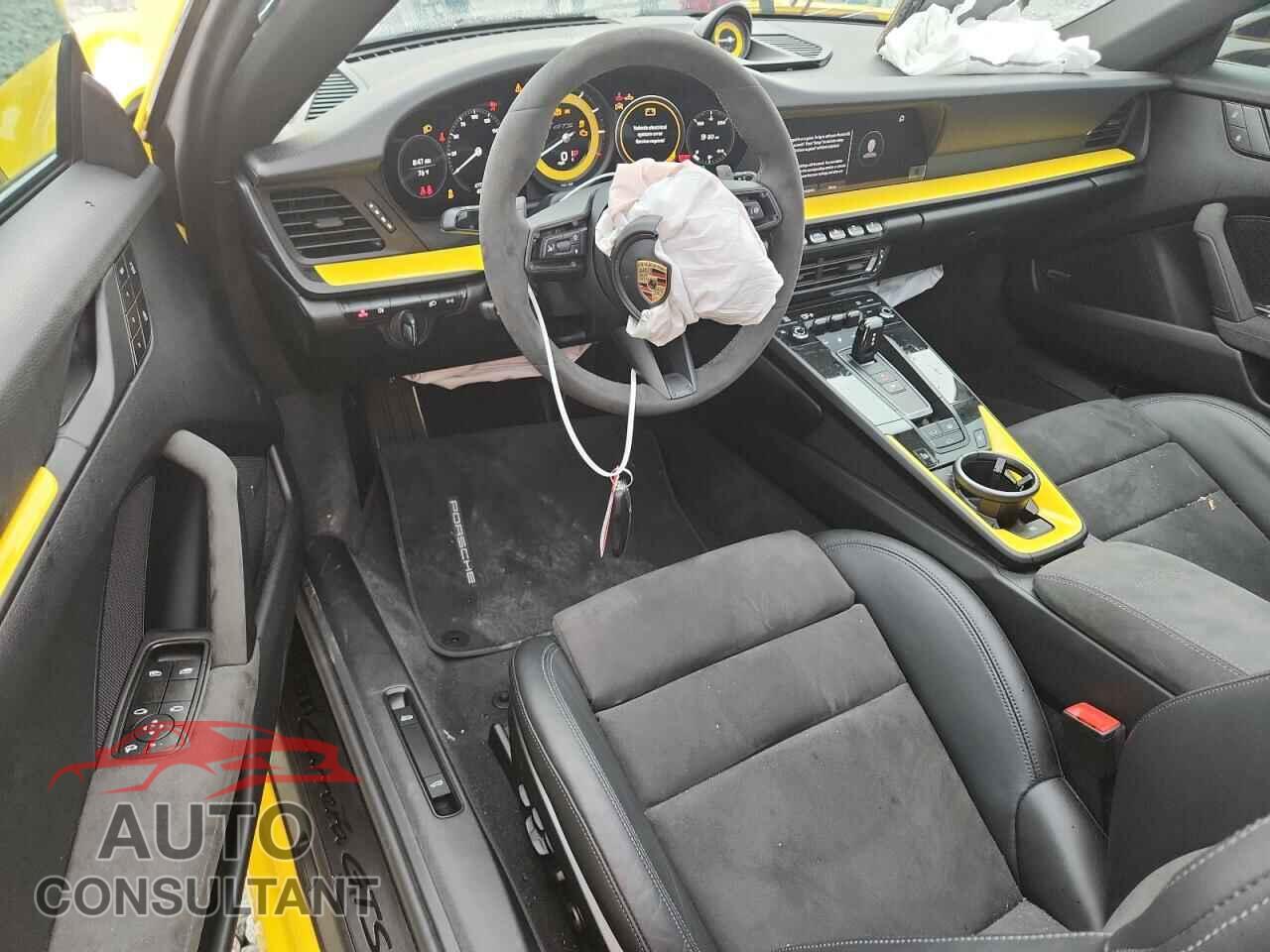 PORSCHE 911 2024 - WP0AB2A90RS218903