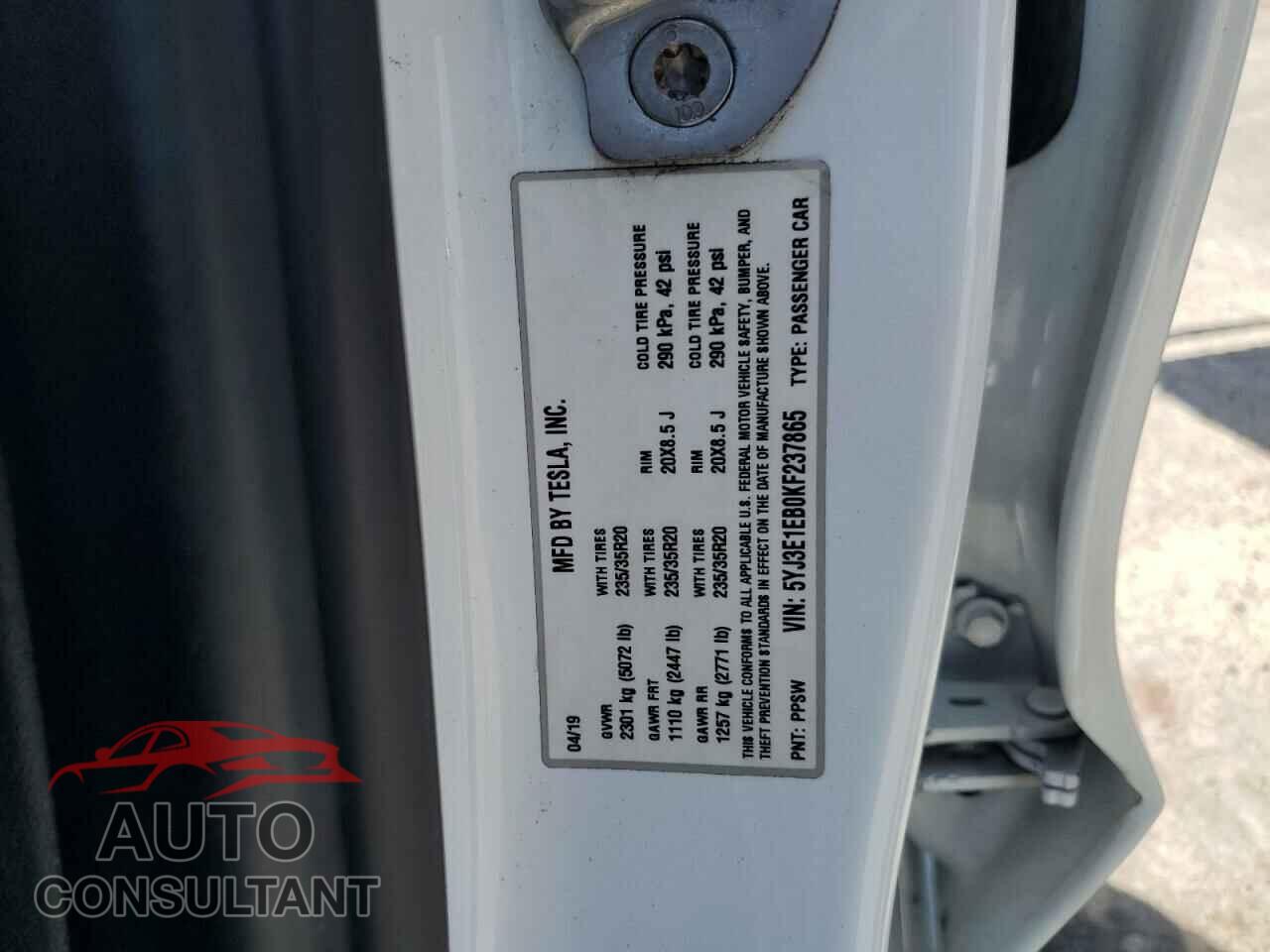 TESLA MODEL 3 2019 - 5YJ3E1EB0KF237865
